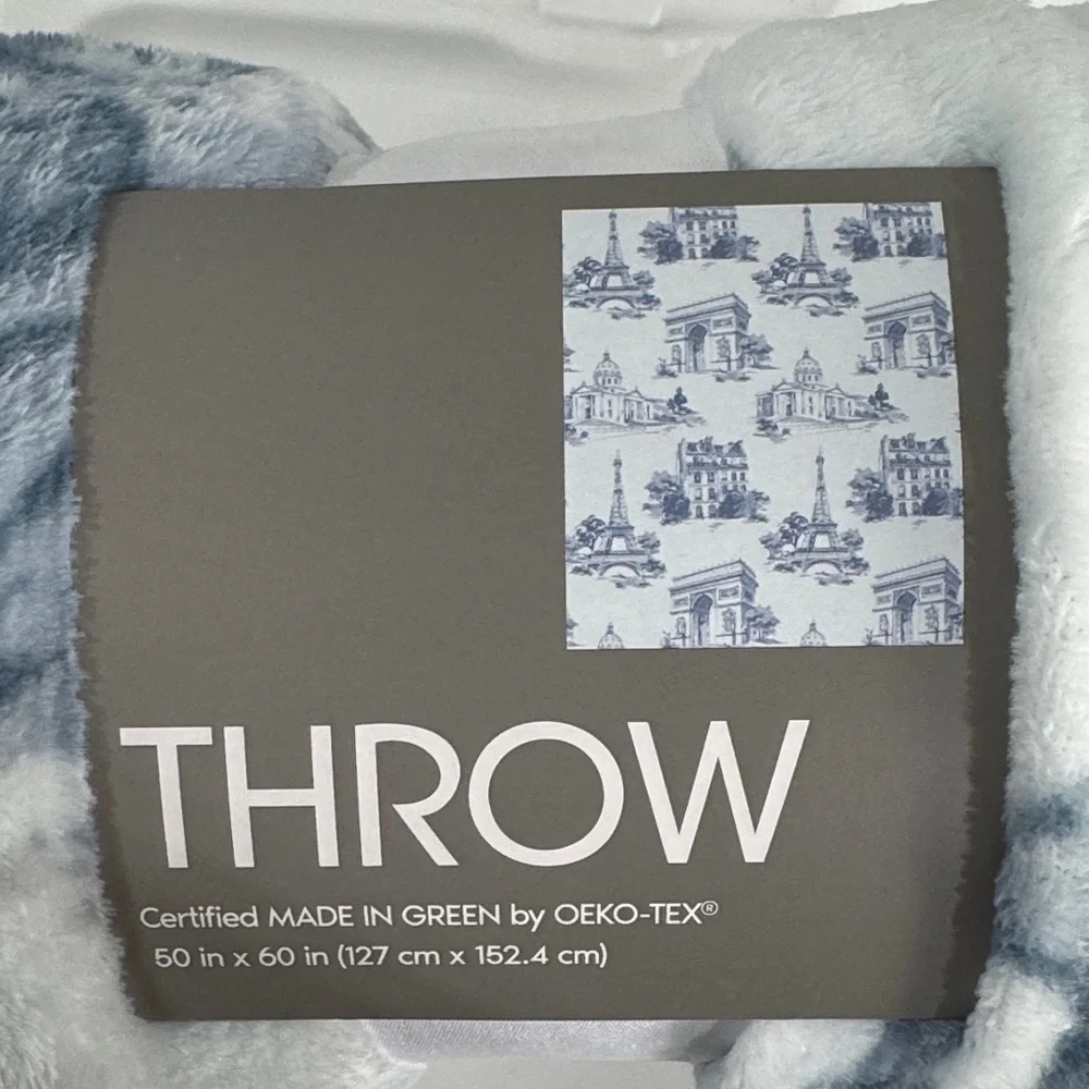 Blue and White Throw Blanket